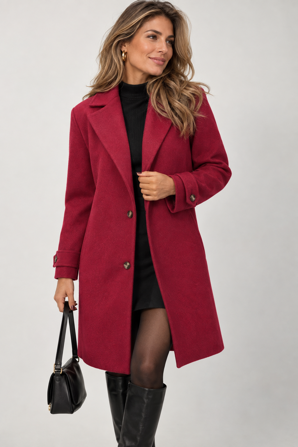 Women's knee-length coat with a notch lapel and flap pockets - red