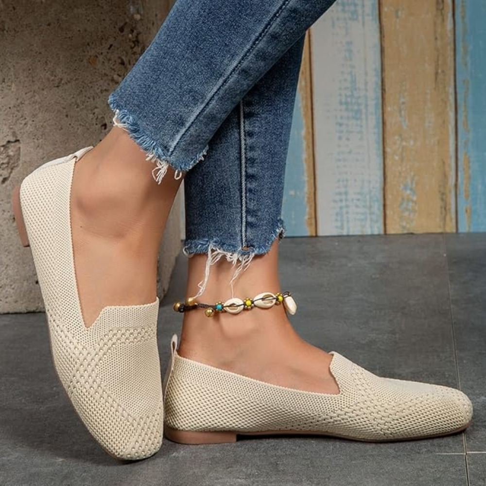 Women's knitted square-toe loafers