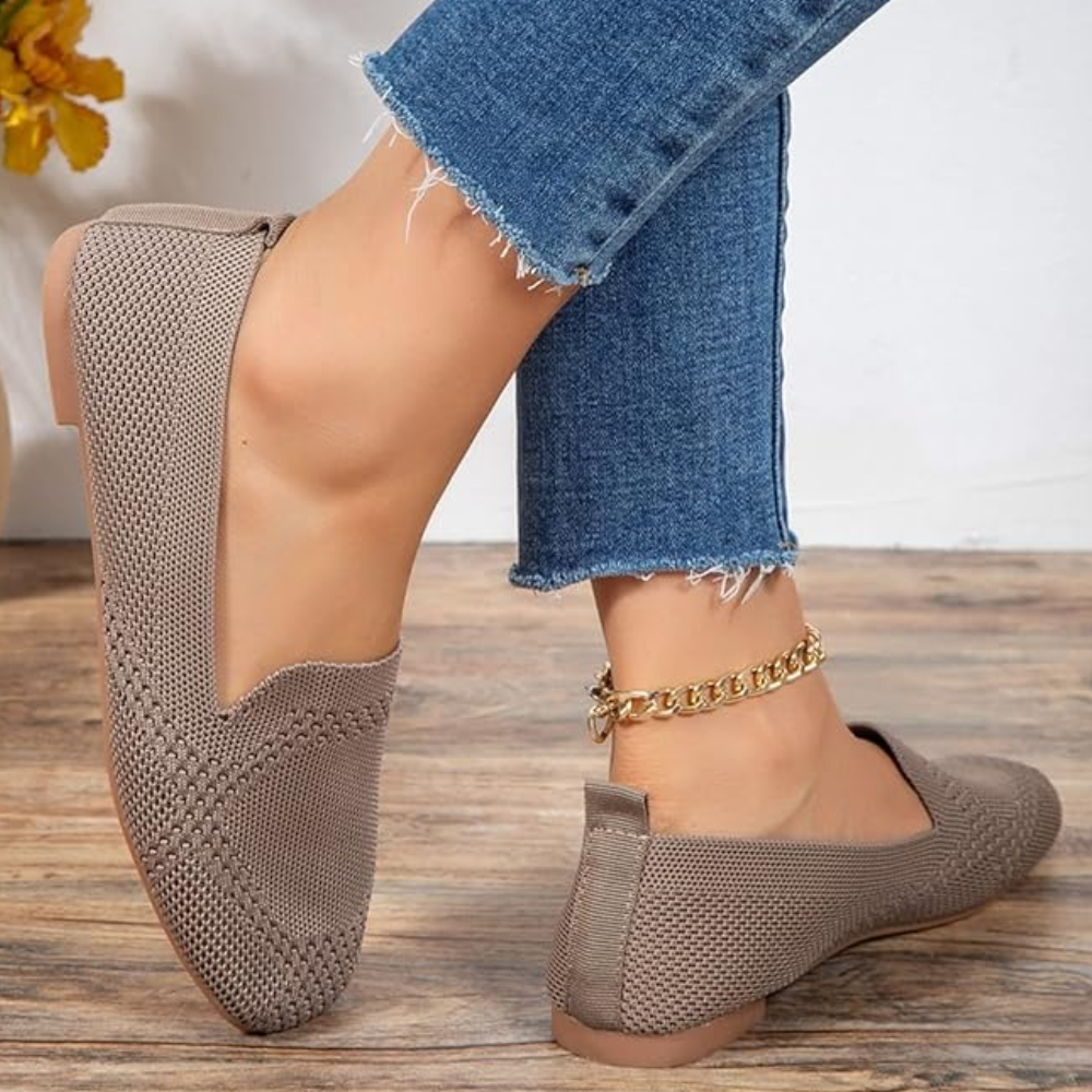 Women's knitted square-toe loafers