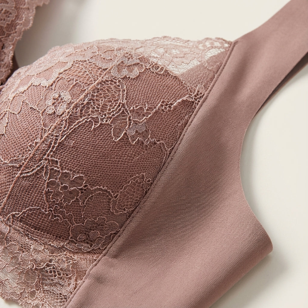 Lace front-closure bra with moulded cups, V-neck and wide straps