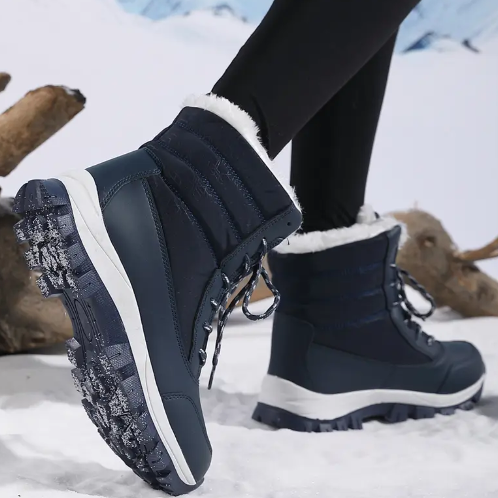 Women's lace-up snow boots with a plush collar