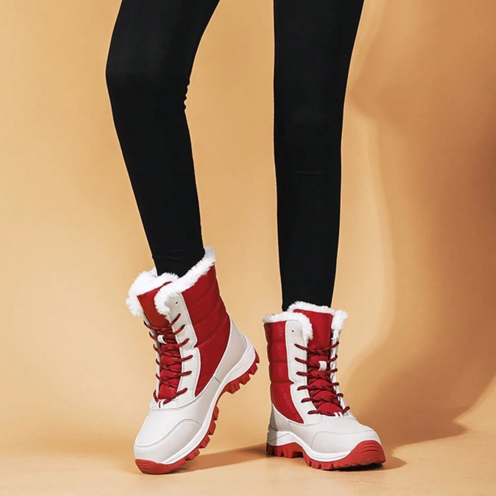 Women's lace-up snow boots with a plush collar