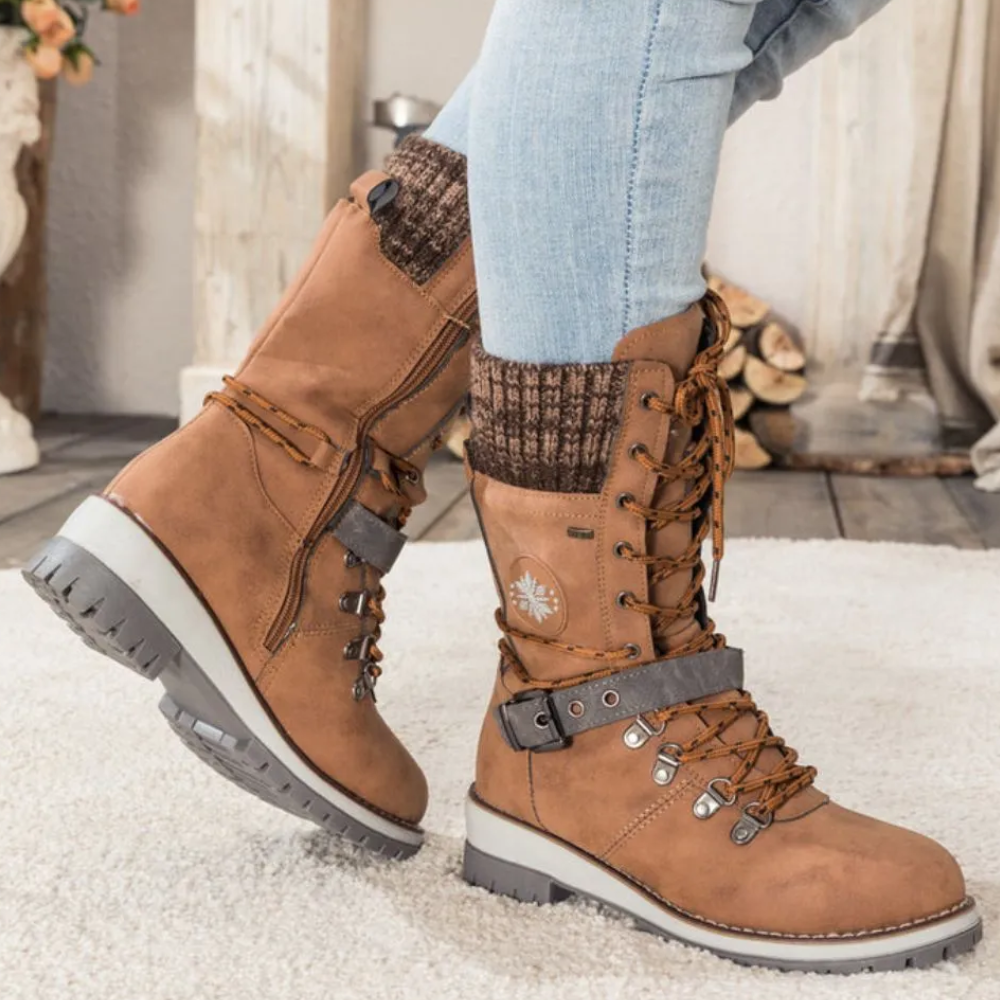 Women's lace-up winter boots with a knitted cuff and buckle