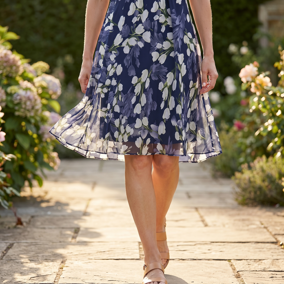 Women's navy floral chiffon dress - detail