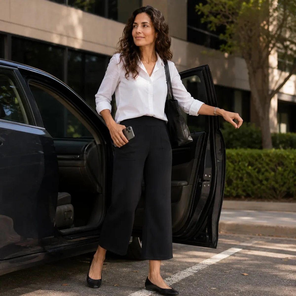 Women's high waist wide-leg trousers - detail