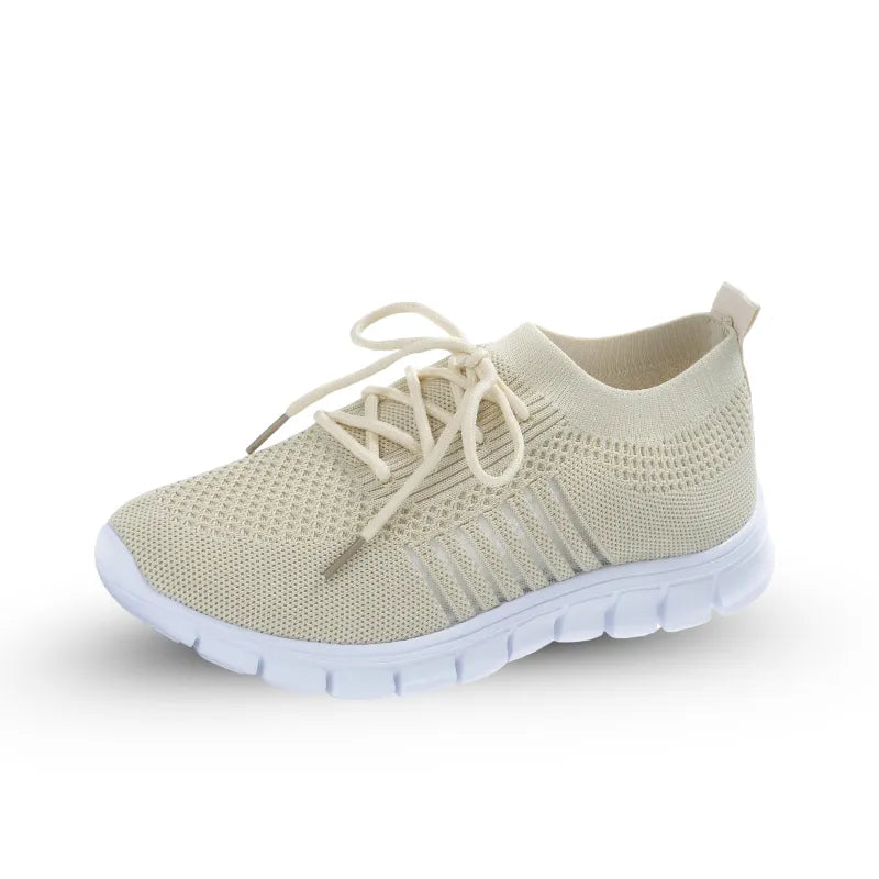 Women's lightweight ergonomic knit trainers with a flexible white sole