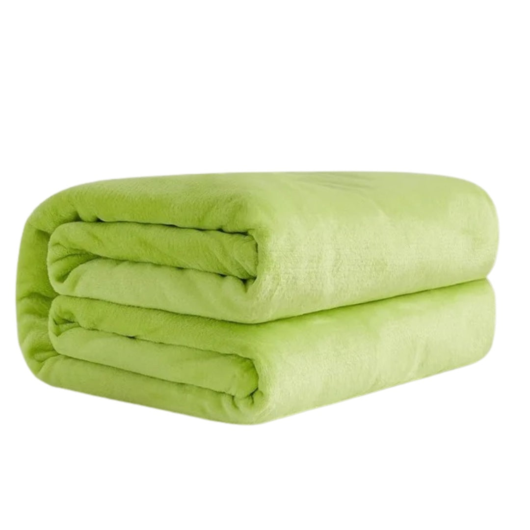 Lightweight fleece blanket of 150 x 200 cm, folded - lime green