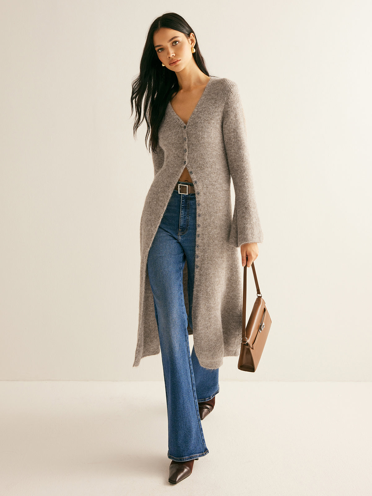 Women's longline cardigan with a V-neck, small buttons and flared sleeves - taupe