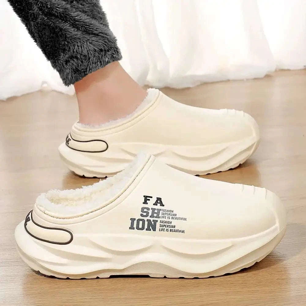 Men's mule slippers with arch support footbed, plush lining and a thick sole with tread