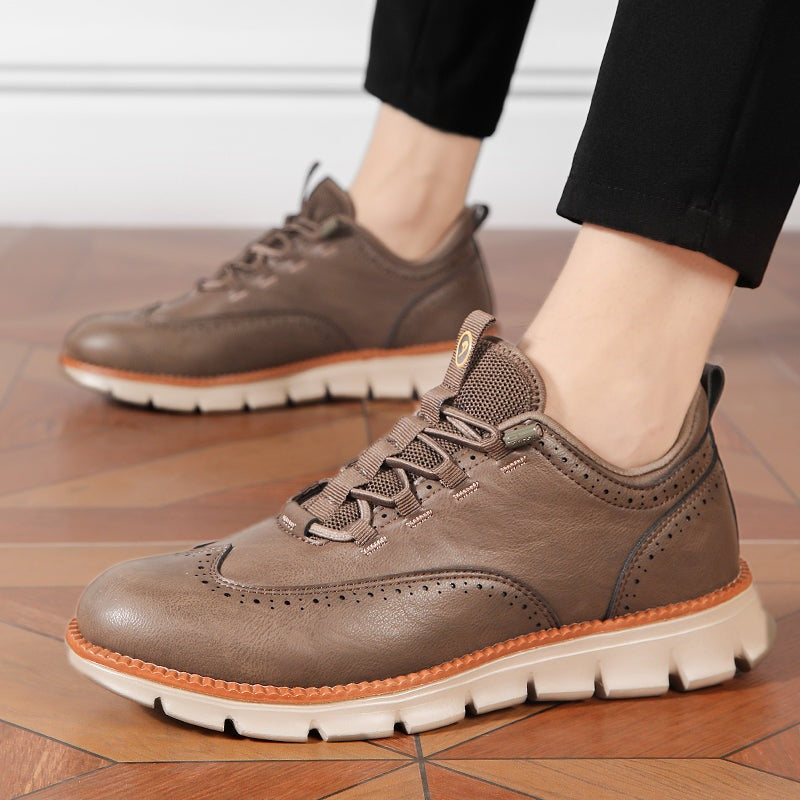 Men's brogue trainers in smooth faux leather with elastic laces through loops and a treaded sole - view 4