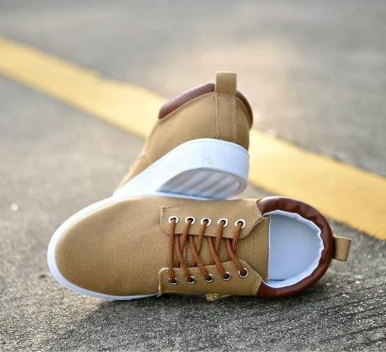 Men's canvas trainers with a white rubber sole, tan laces and a faux leather heel piece - view 8
