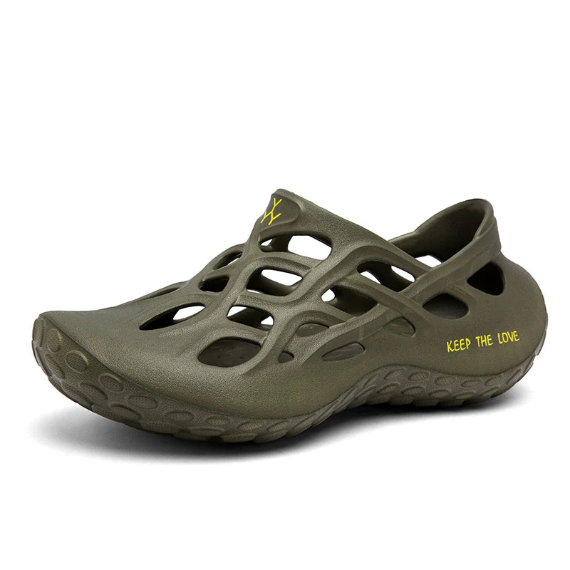 Men's EVA clogs with lattice cut-outs across the instep, closed heel and thick knobbly sole - army green