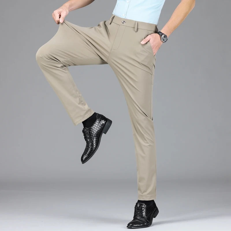 Men's cool-touch stretch trousers with a straight leg, belt loops and slant pockets - sand