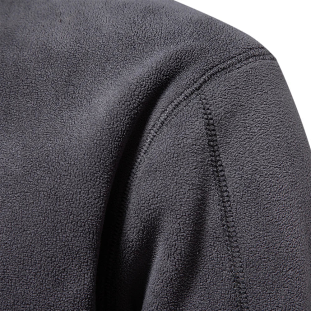 Men's fleece quarter-zip jumper with a stand collar