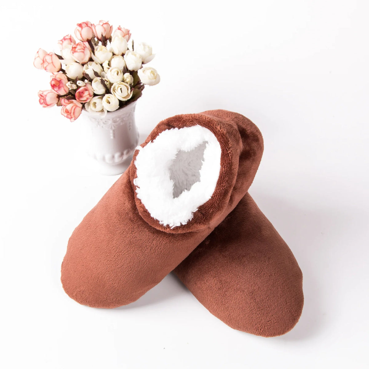 Men's velour bootie slippers with a teddy lining and folded cuff - chestnut