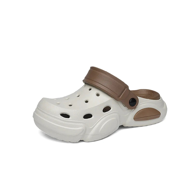 Men's garden clogs in EVA with vent holes, a pivoting heel strap and a wavy relief footbed - cream/brown