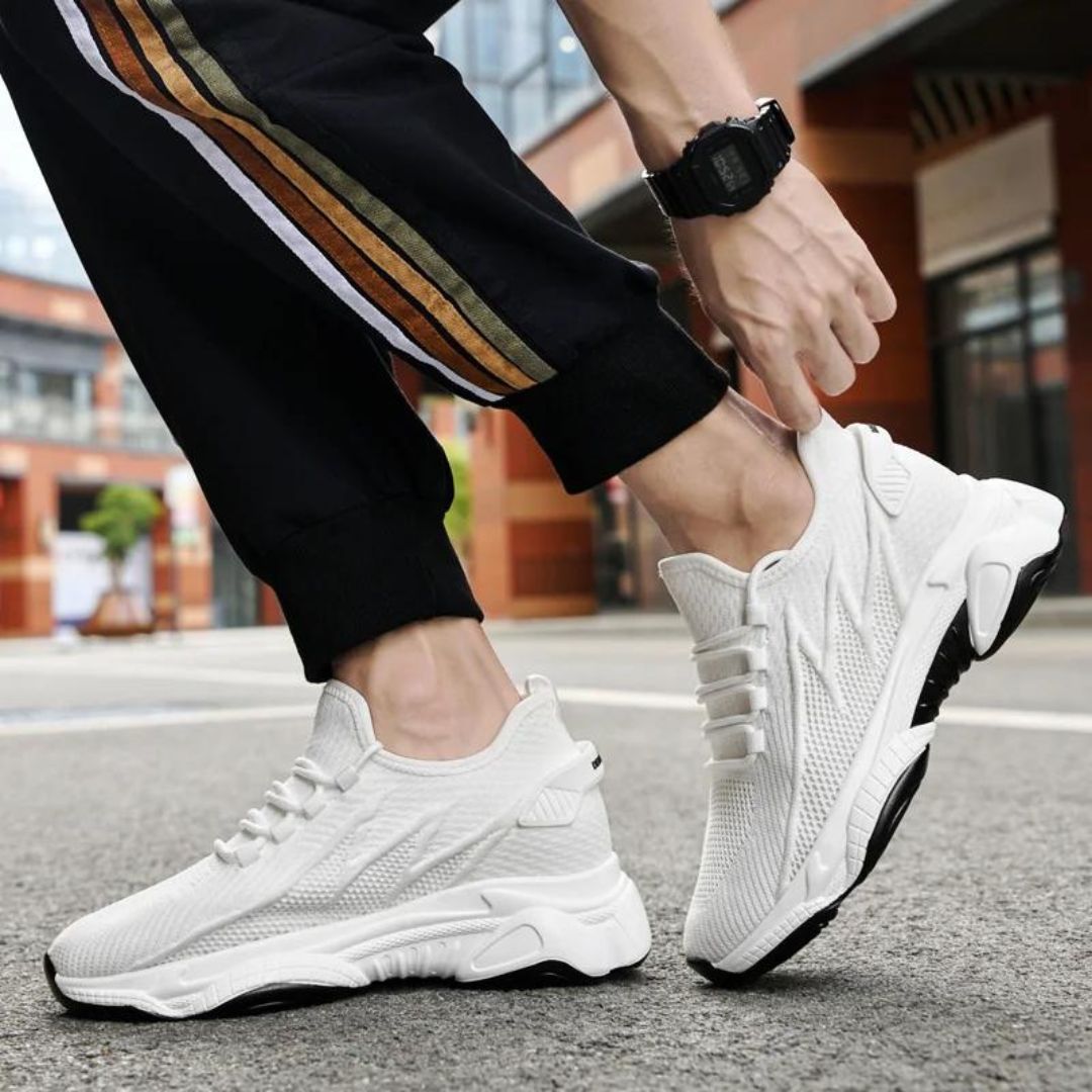 Men's height-increasing knit trainers with a hidden lift