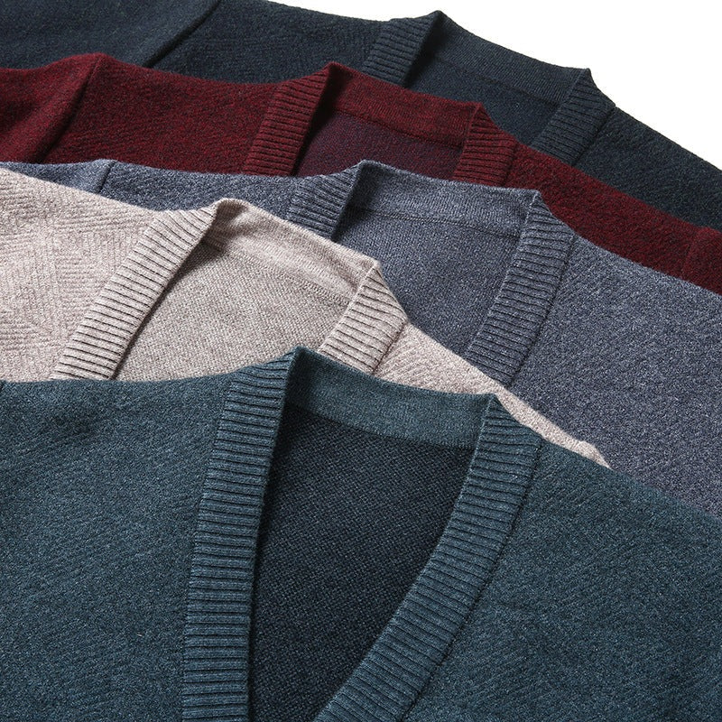 Men's herringbone knit cardigan with a V-neck, button front and welt pockets - view 9