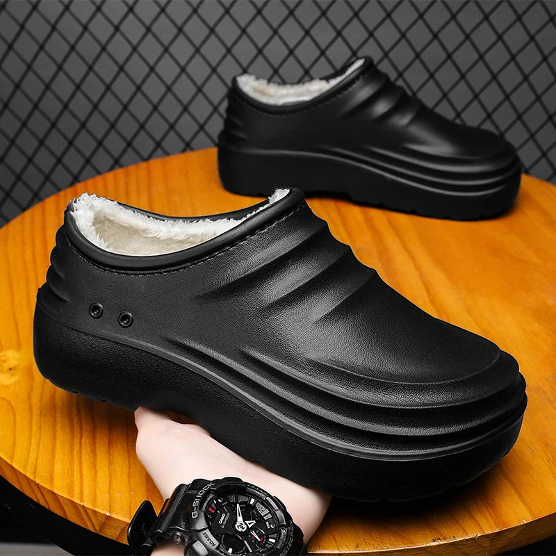 Men's kitchen shoes in EVA with closed toe, thick non-slip sole and plush lining - black