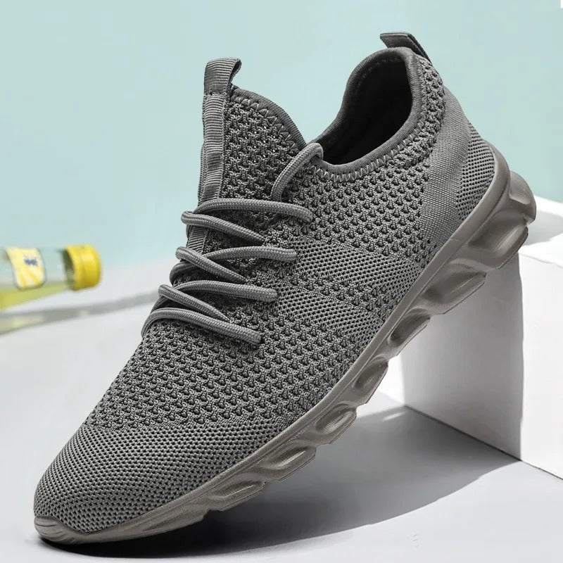 Men's knit trainers with a sock-like collar, flexible wave sole and heel loop - grey
