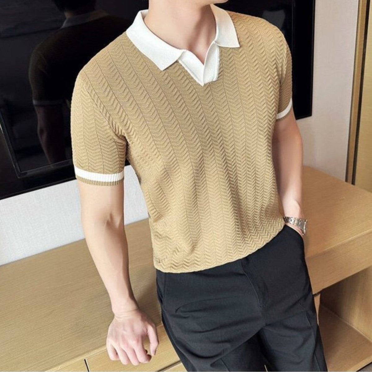 Men's knitted polo with a contrast open collar and zigzag texture - view 4