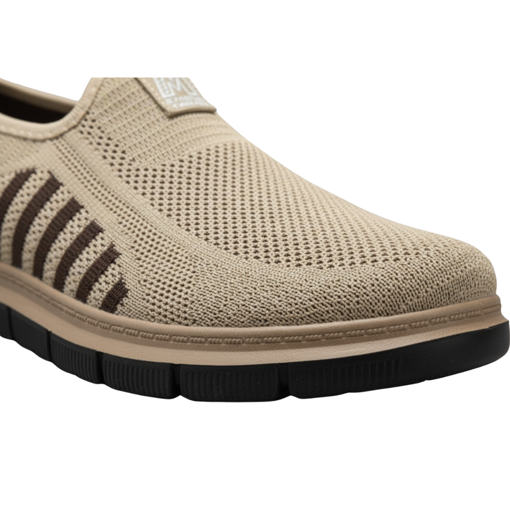Men's knitted slip-on shoes with side stripes