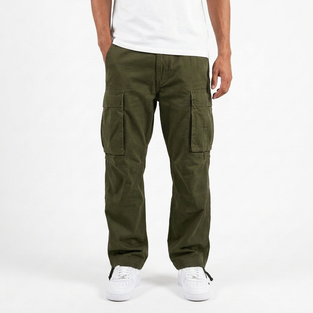 Men's loose fit cargo trousers with a straight leg and side flap pockets - army green