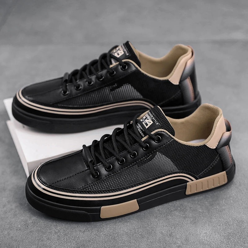 Men's low-top mesh trainers with wavy stripes along the sole and a cotton lining