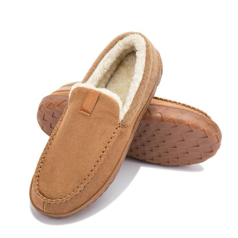 Men's moccasin slippers with a plush lining and rubber sole