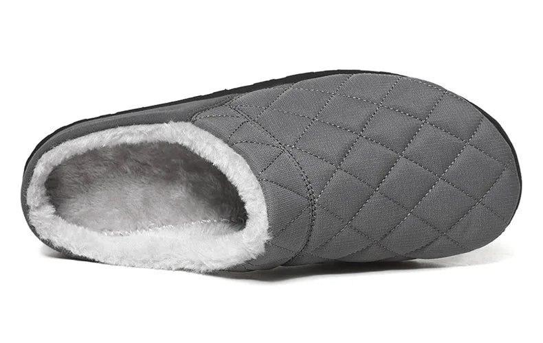 Men's quilted mule slippers with diamond stitching, plush lining and open back - view 17