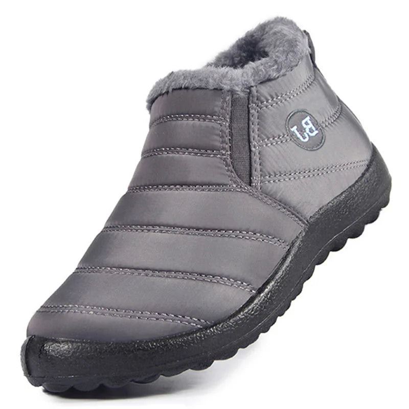 Men's snow boots with a quilted upper, side elastic, plush collar and tread sole - grey