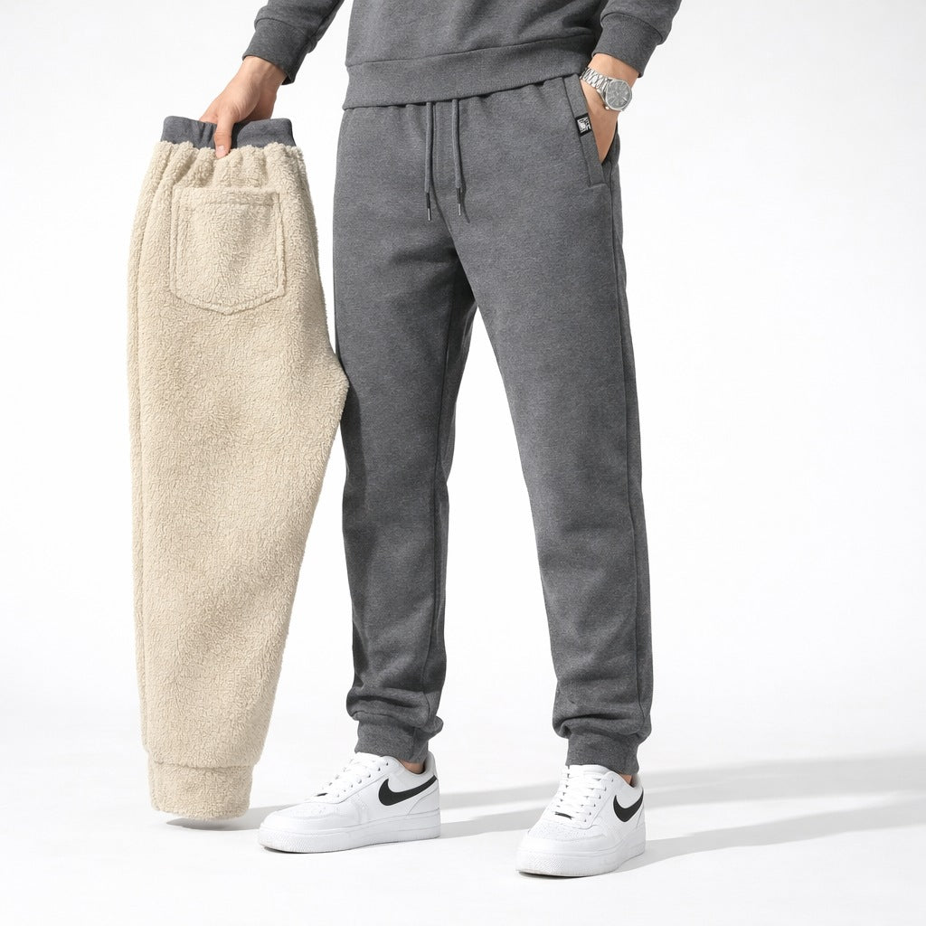 Men's sherpa-lined joggers with an elasticated drawstring waist