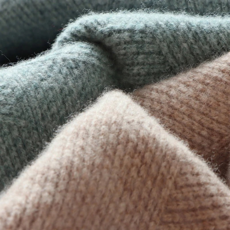 Men's soft crew neck jumper with a tone-on-tone jacquard diamond pattern - view 10