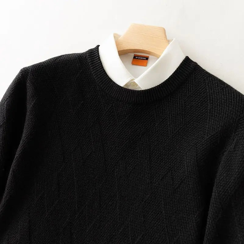 Men's soft crew neck jumper with a tone-on-tone jacquard diamond pattern - black