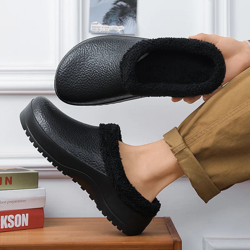 Men's mule slippers with an open heel, teddy lining and a thick sole with tread
