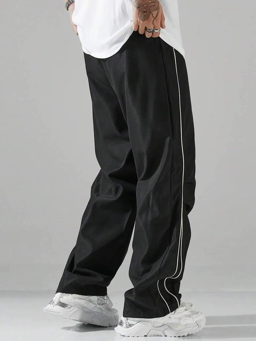 Men's relaxed tracksuit bottoms with side piping and a drawcord - view 6