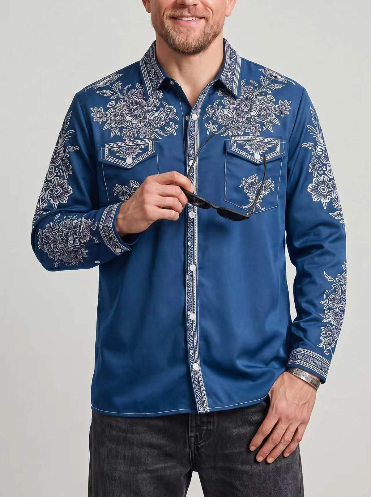 Men's western shirt with a floral print and chest pockets with flaps - blue