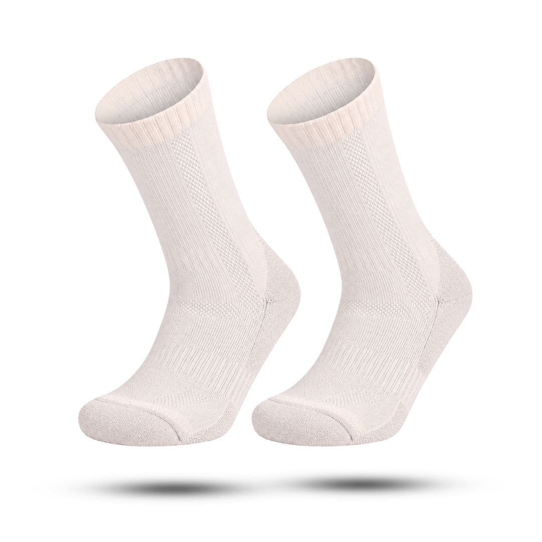 Crew-length thermal socks with merino wool, a terry lining and reinforced heel and toe - cream