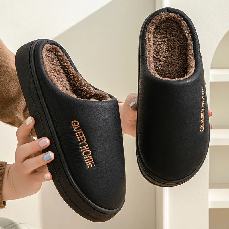 Open-back slippers with a water-repellent upper, plush lining and thick sole