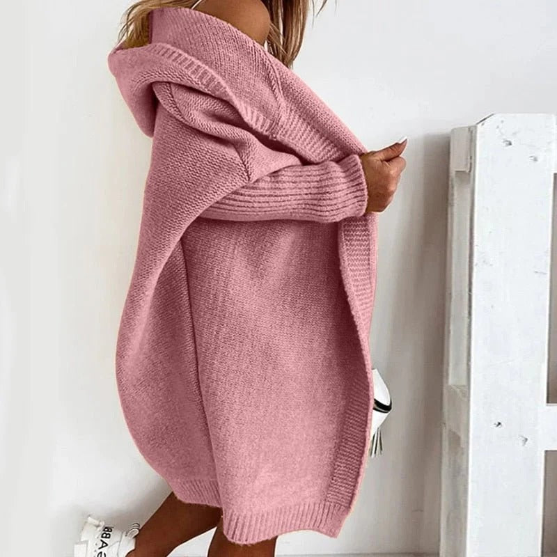 Women's oversized knit cardigan with a hood and batwing sleeves
