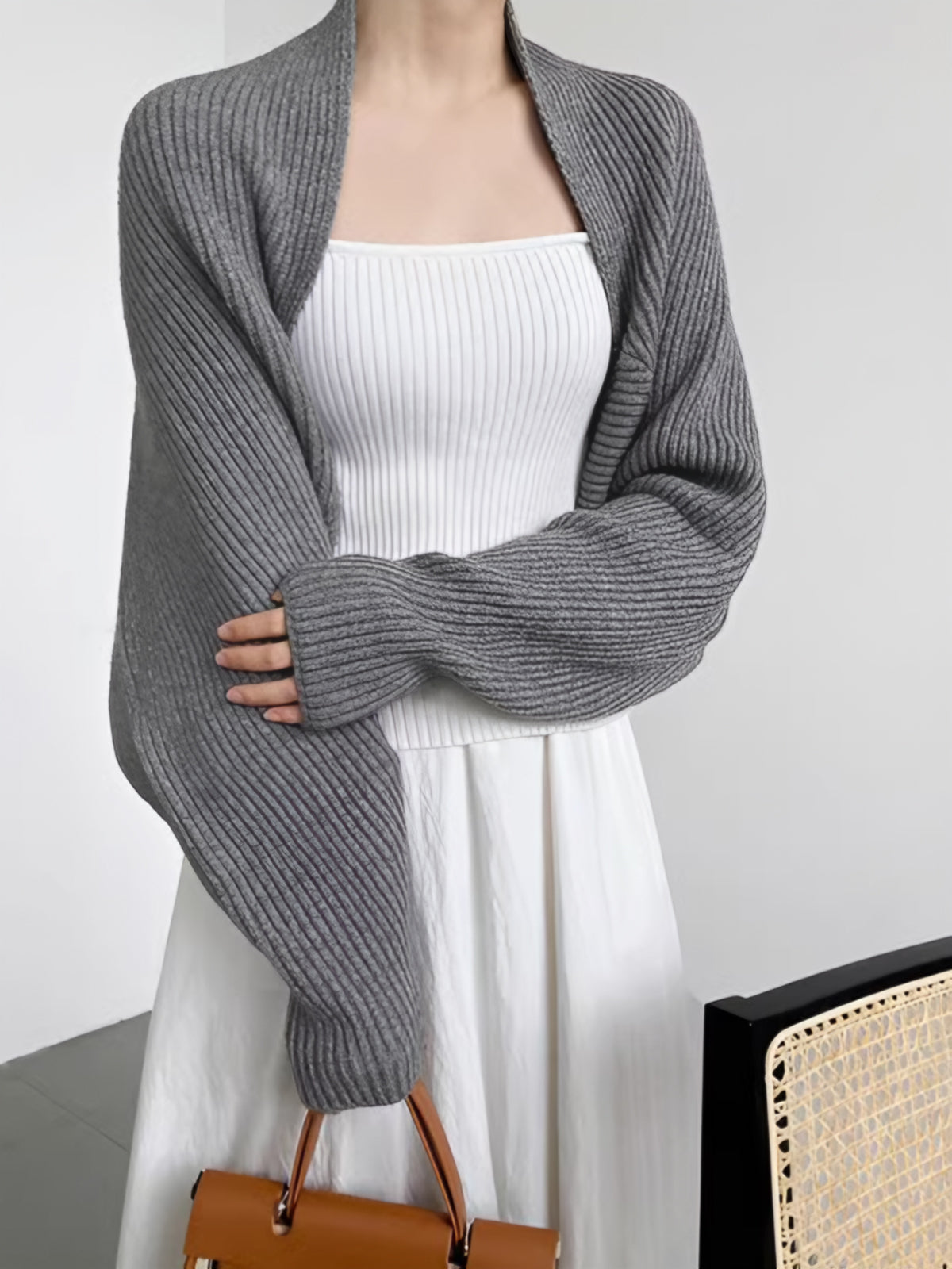 Women's oversized ribbed cardigan with balloon sleeves and a shawl collar - grey