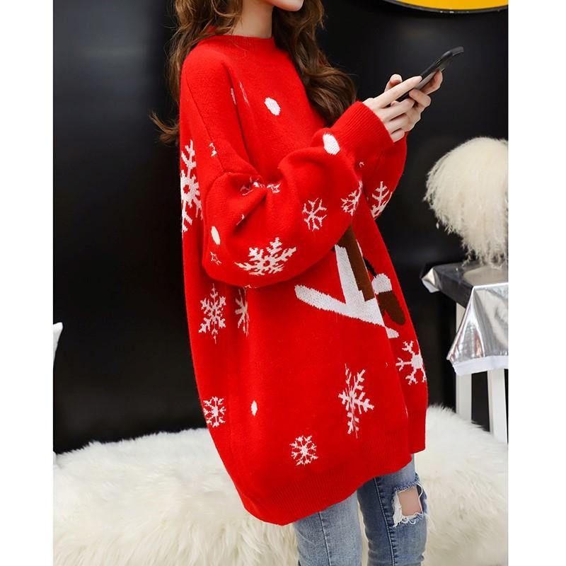Women's longline oversized Christmas jumper with a snowman, snowflakes and dots - red snowman