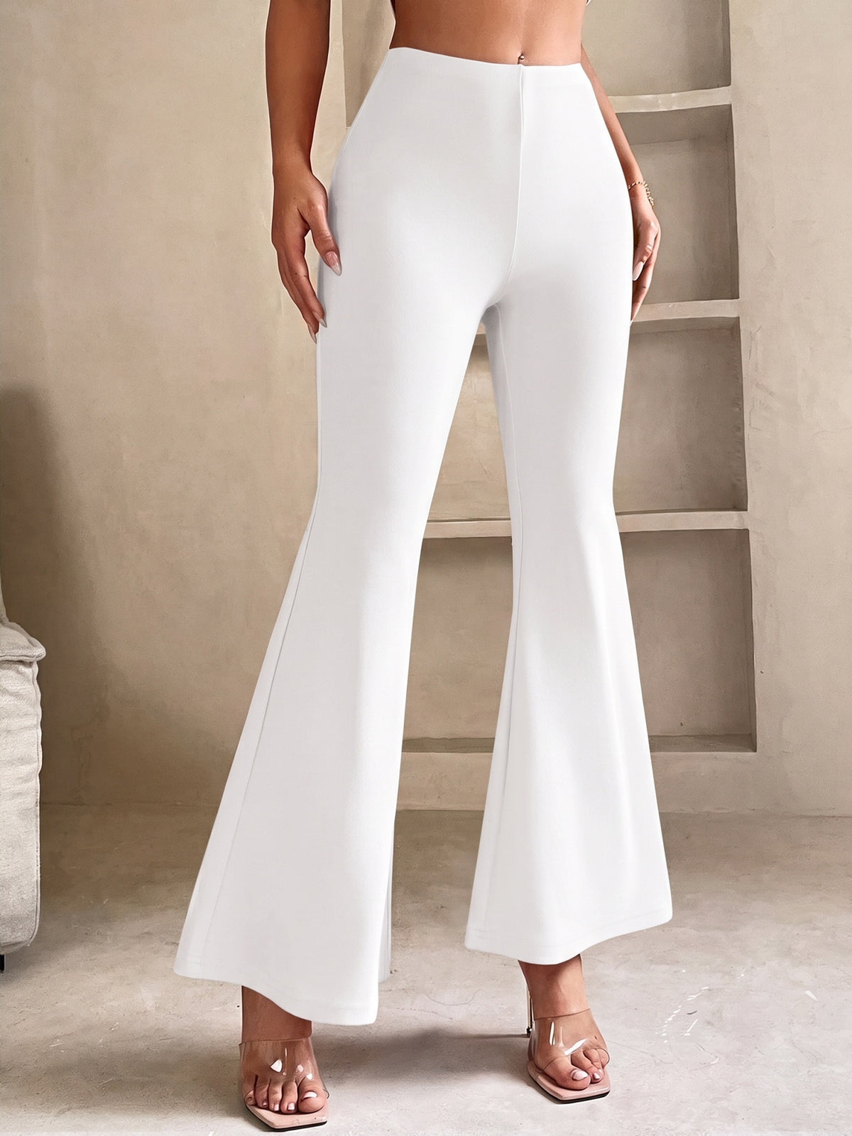 Petite flared trousers for women in stretch knit with an elastic waist - white