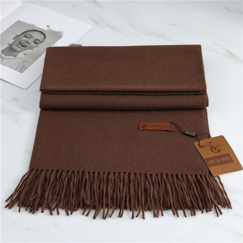 Women's plain woven scarf in a dense fabric with fringe at both ends - brown