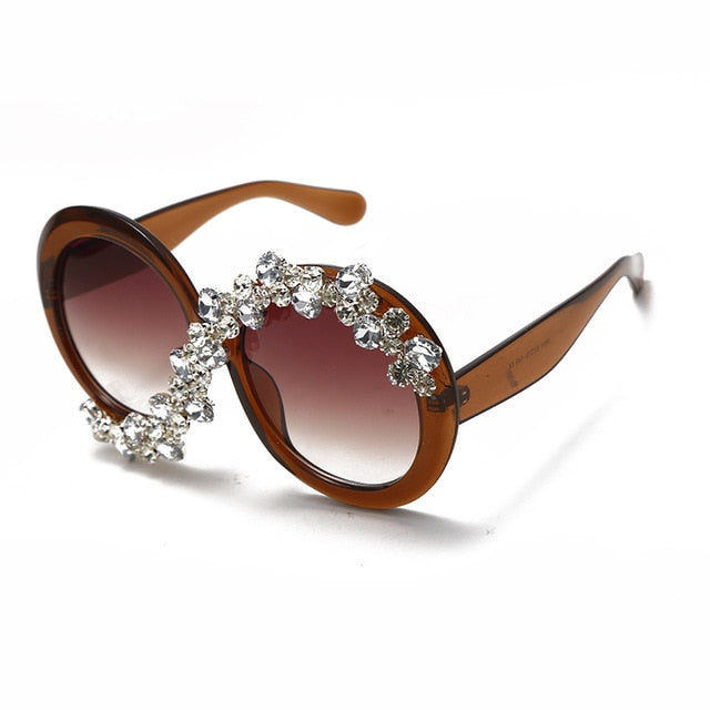 Women's Round Sunglasses – Retro Metal Frame UV400 – detail view