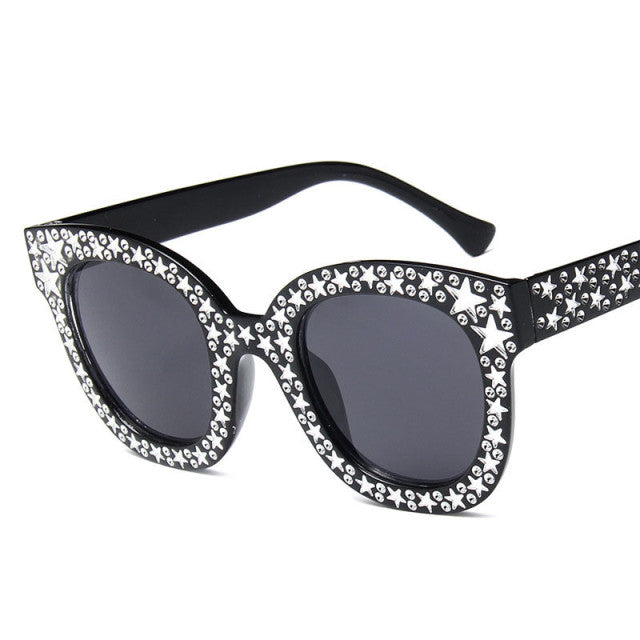 Luxury Sunglasses – Leon Stylish Travel Everyday – front view