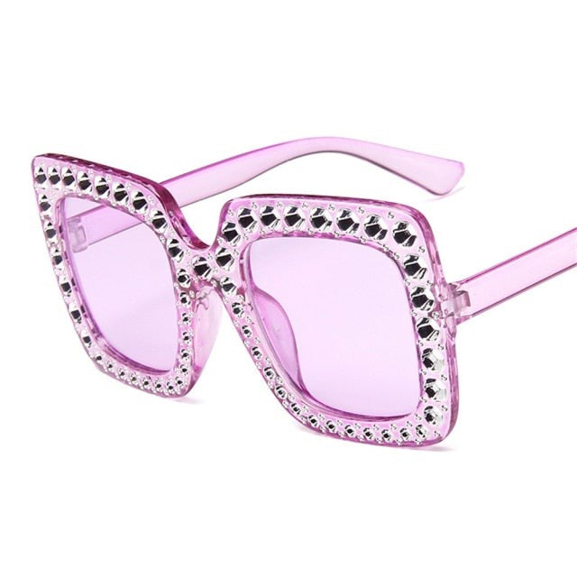 Women's Oversized Crystal Sunglasses – Glamour Style – lifestyle shot