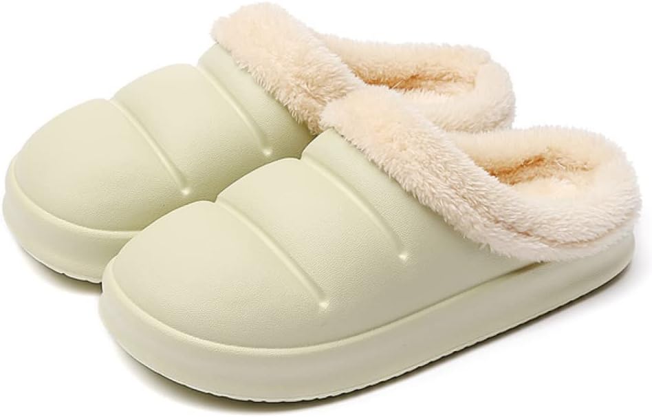 Slippers with a smooth puffer-style upper, plush lining and a thick sole - pale green, plush collar