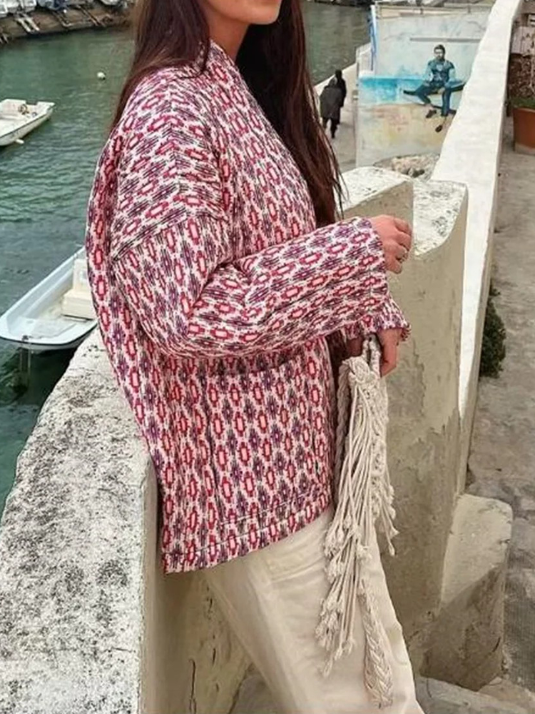 Women's quilted kimono jacket with a geometric print and an open front