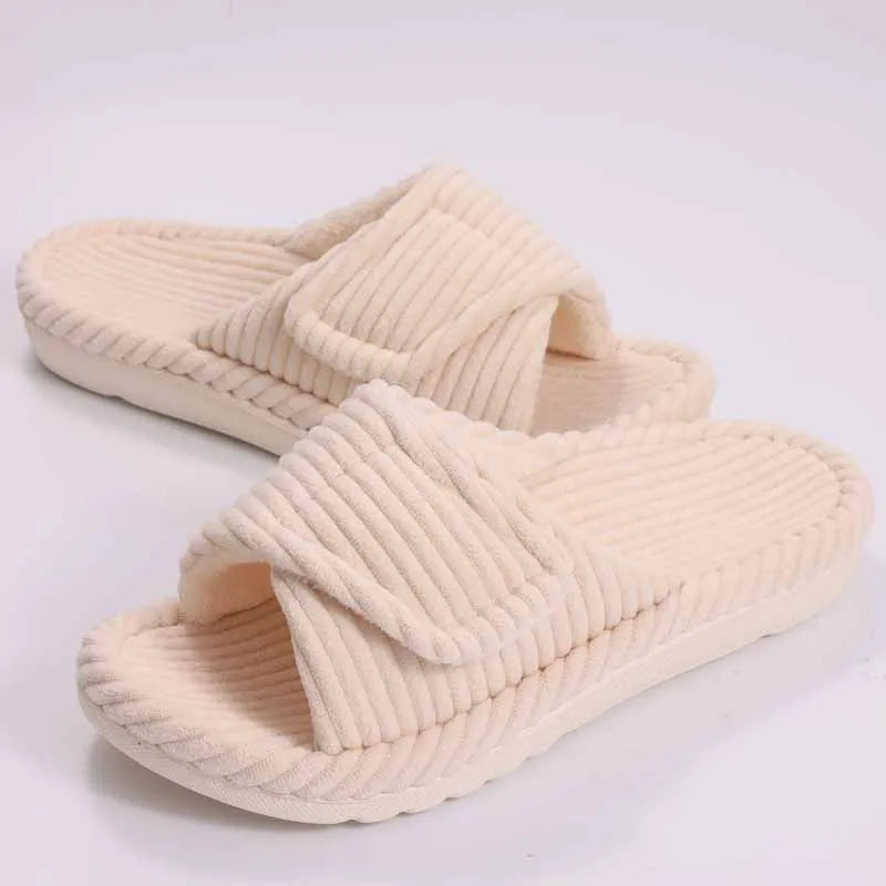 Open toe slippers in ribbed fabric with an adjustable hook-and-loop strap - beige